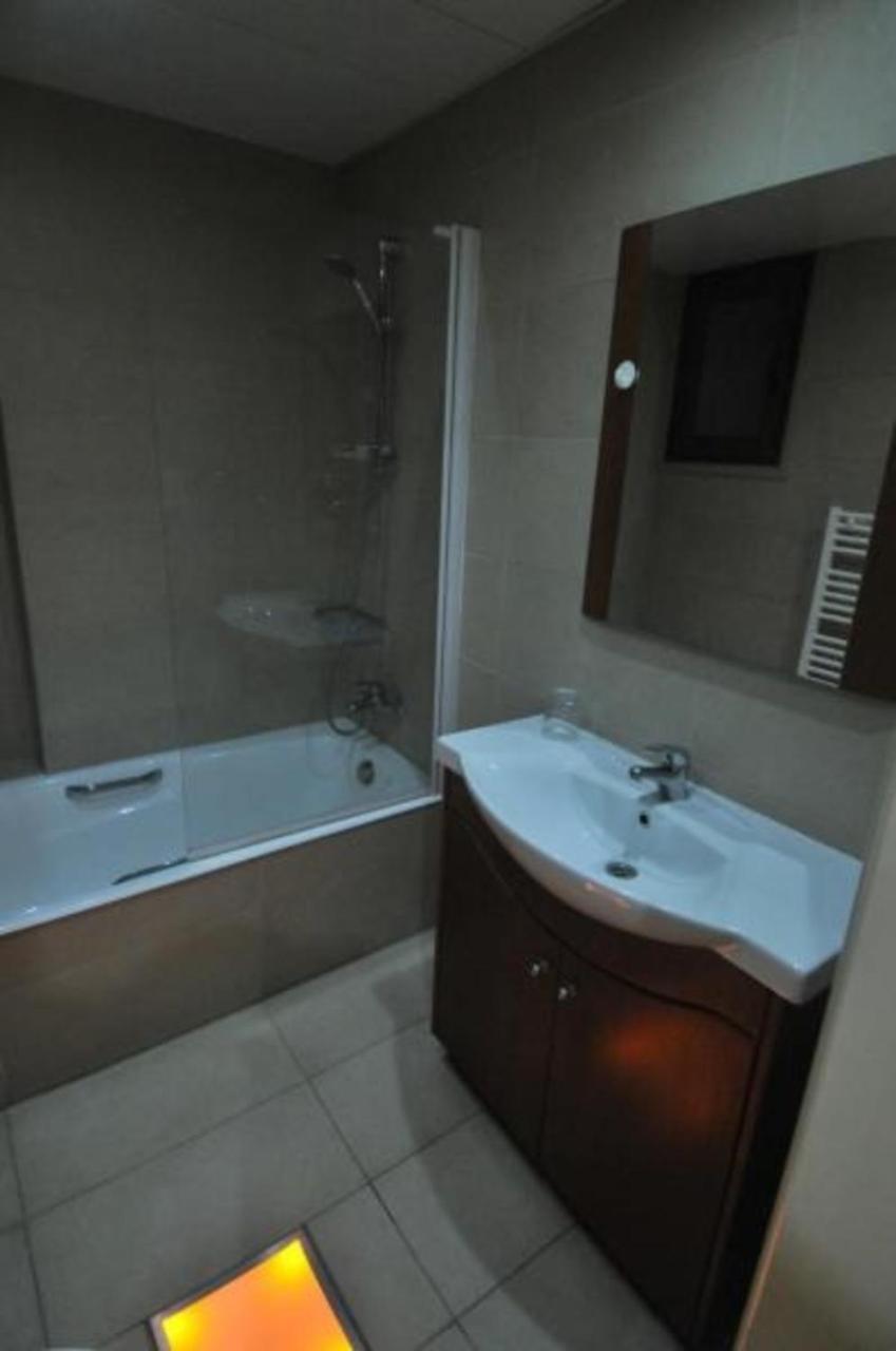 Ithaki Phinikoudes Apartment No. 105 Larnaca Eksteriør billede